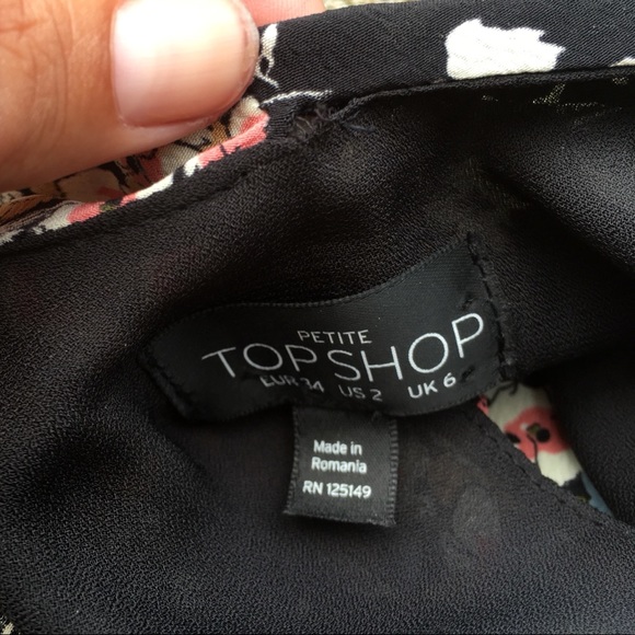 TopShop Petite floral flower print romper size 2 - Picture 6 of 6